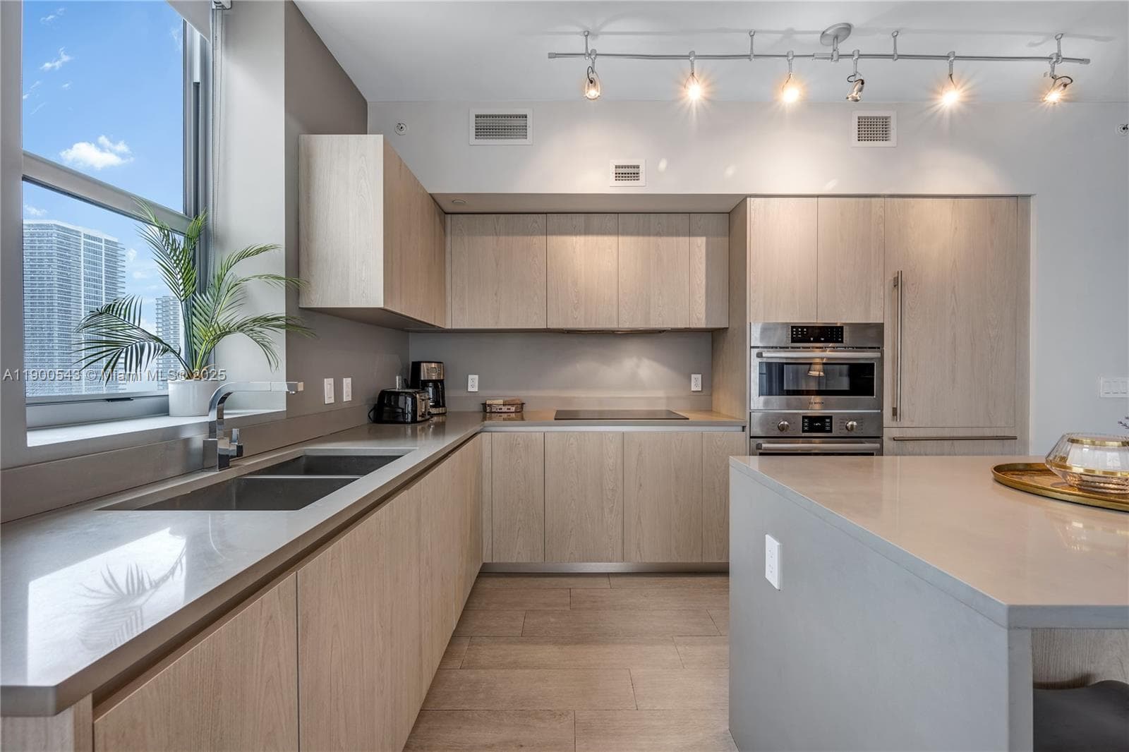 4010 S Ocean Dr R2501 photo 10