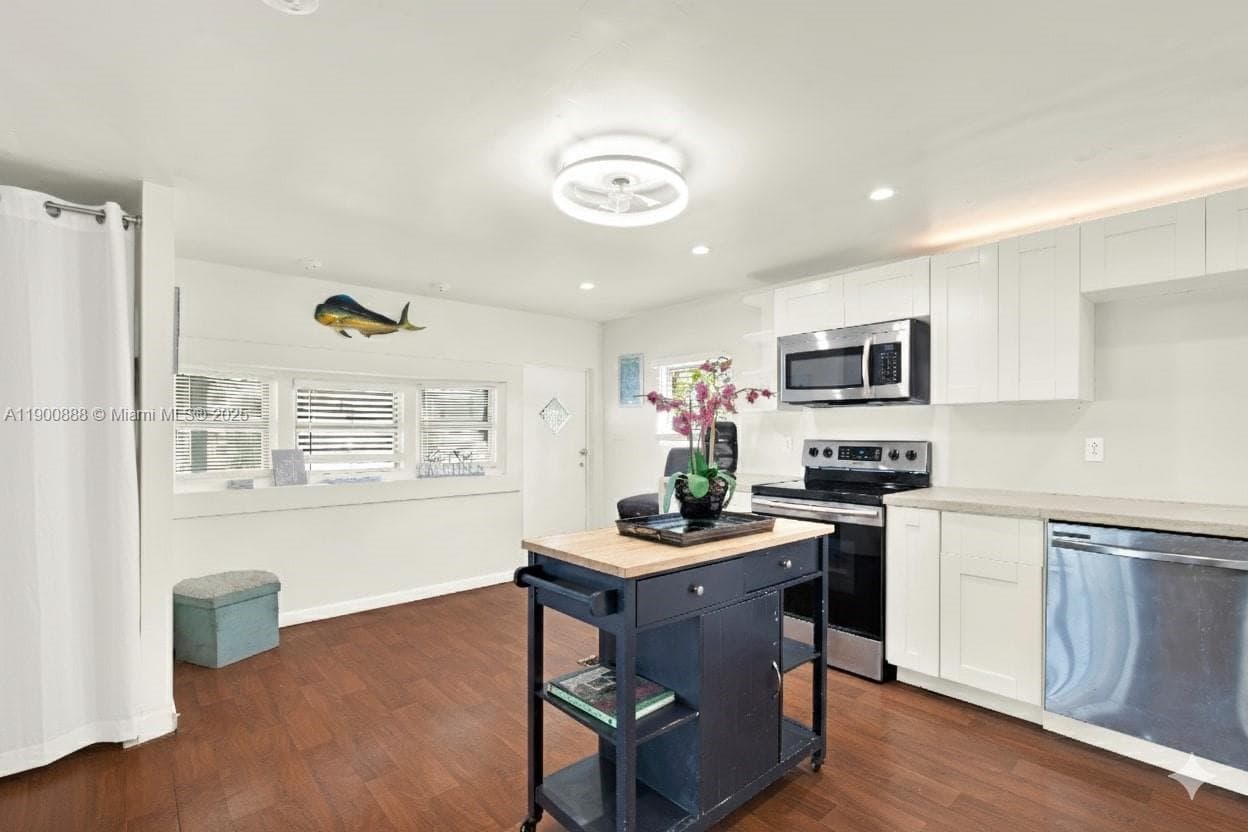 124 Valjean Ln photo 19