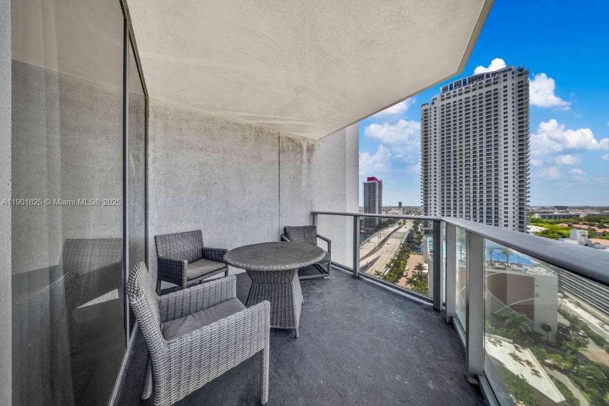 4111 Ocean Dr 1212 photo 24