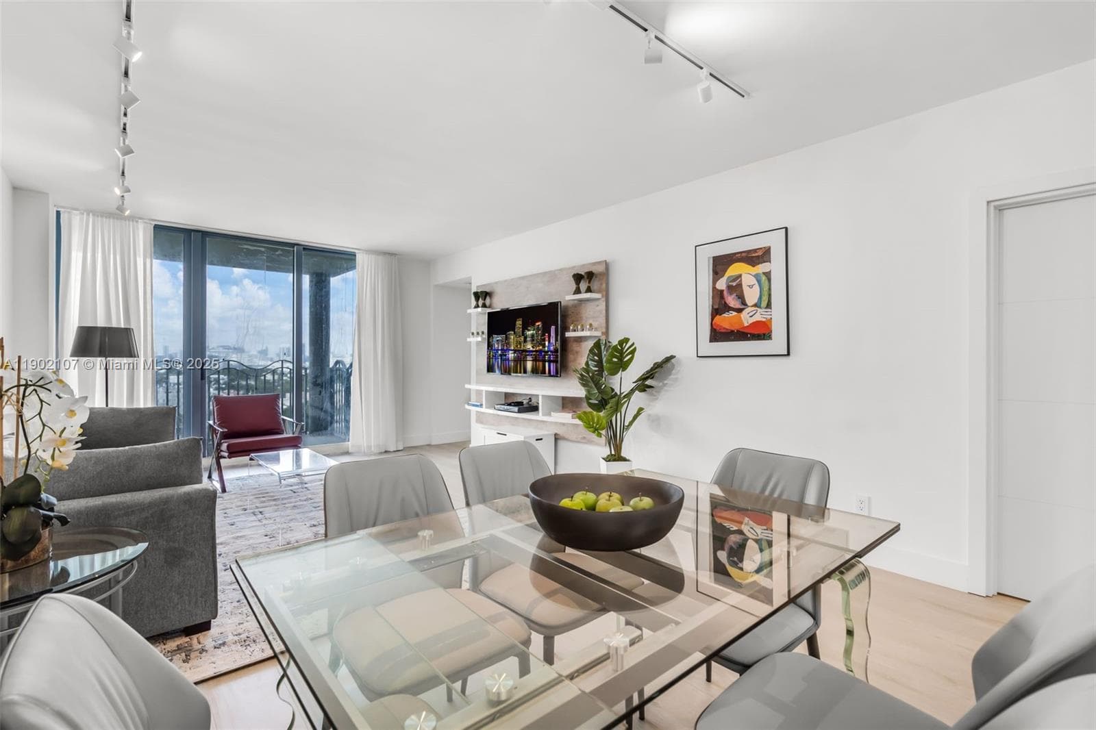 1500 Ocean Dr 1109 photo 7