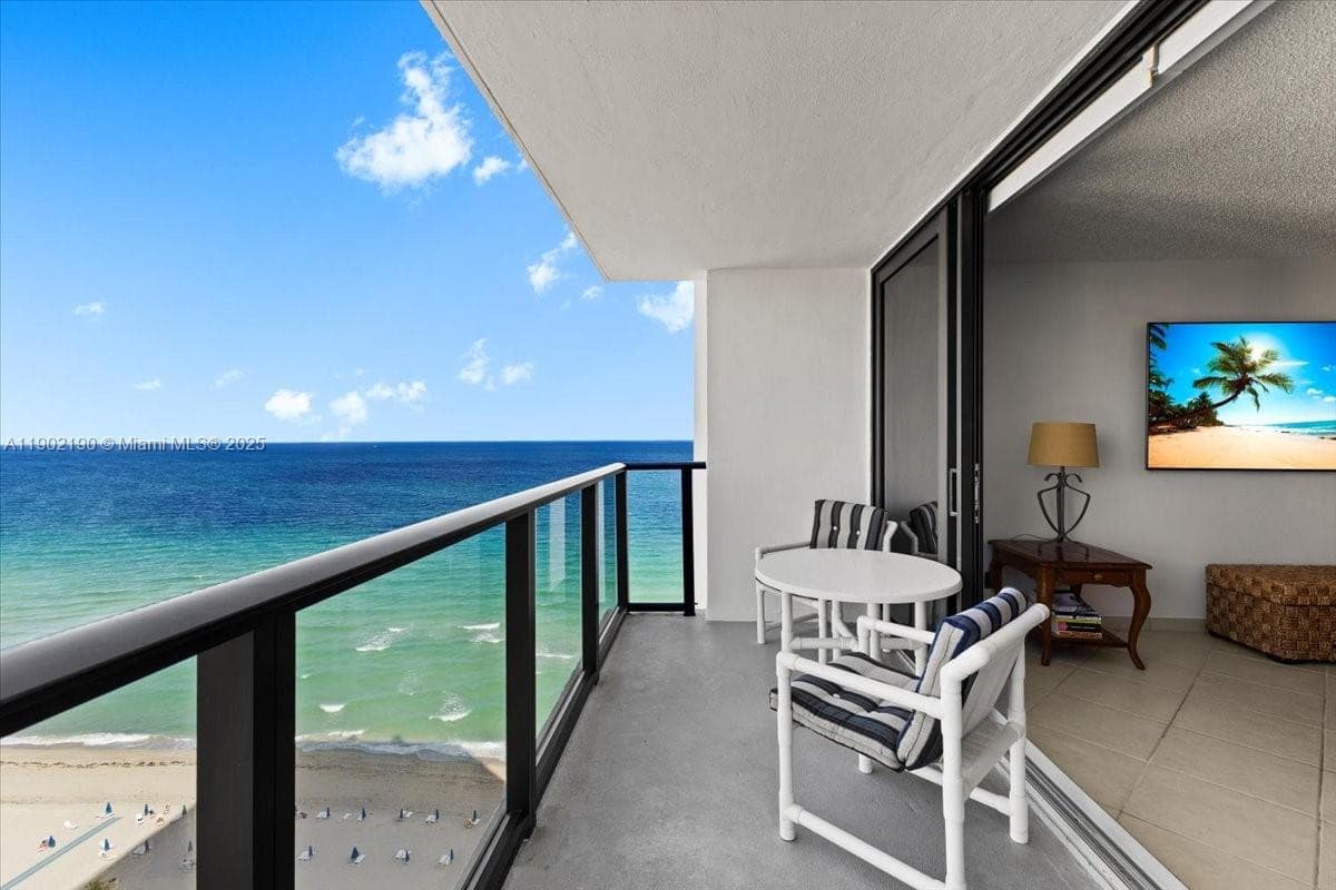 2301 Ocean Dr 2004 photo 13