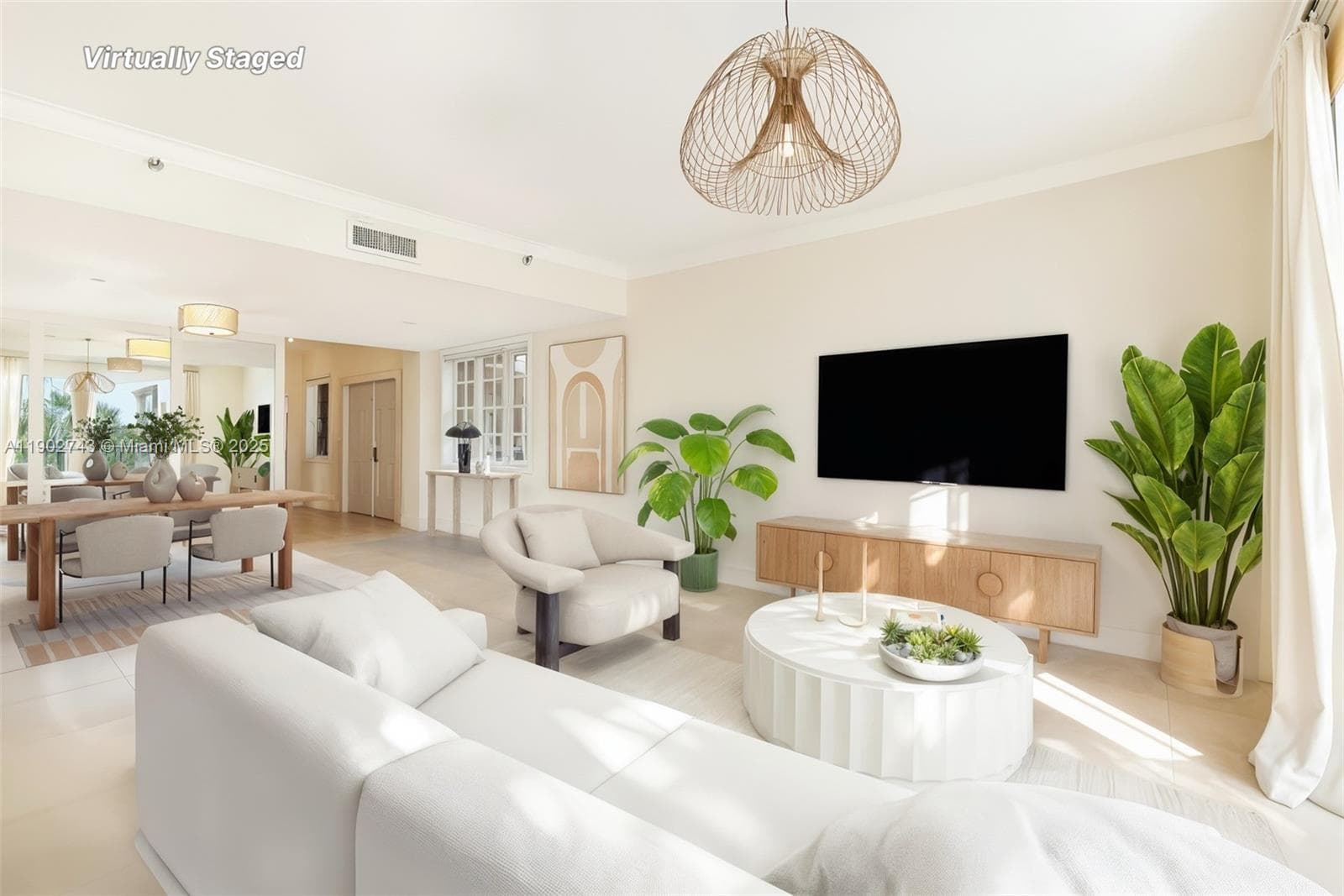 19236 Fisher Island Dr 19236 photo 8