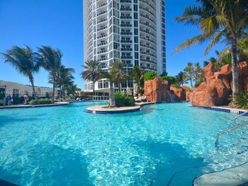 18001 Collins Ave 2204 photo 5