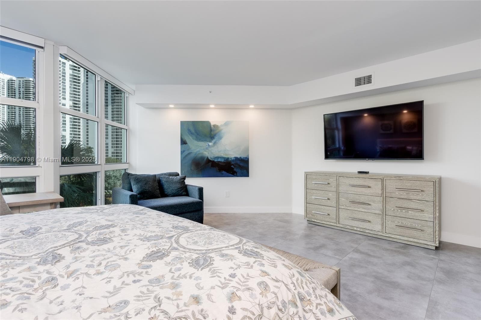 3370 Hidden Bay Dr 303 photo 23