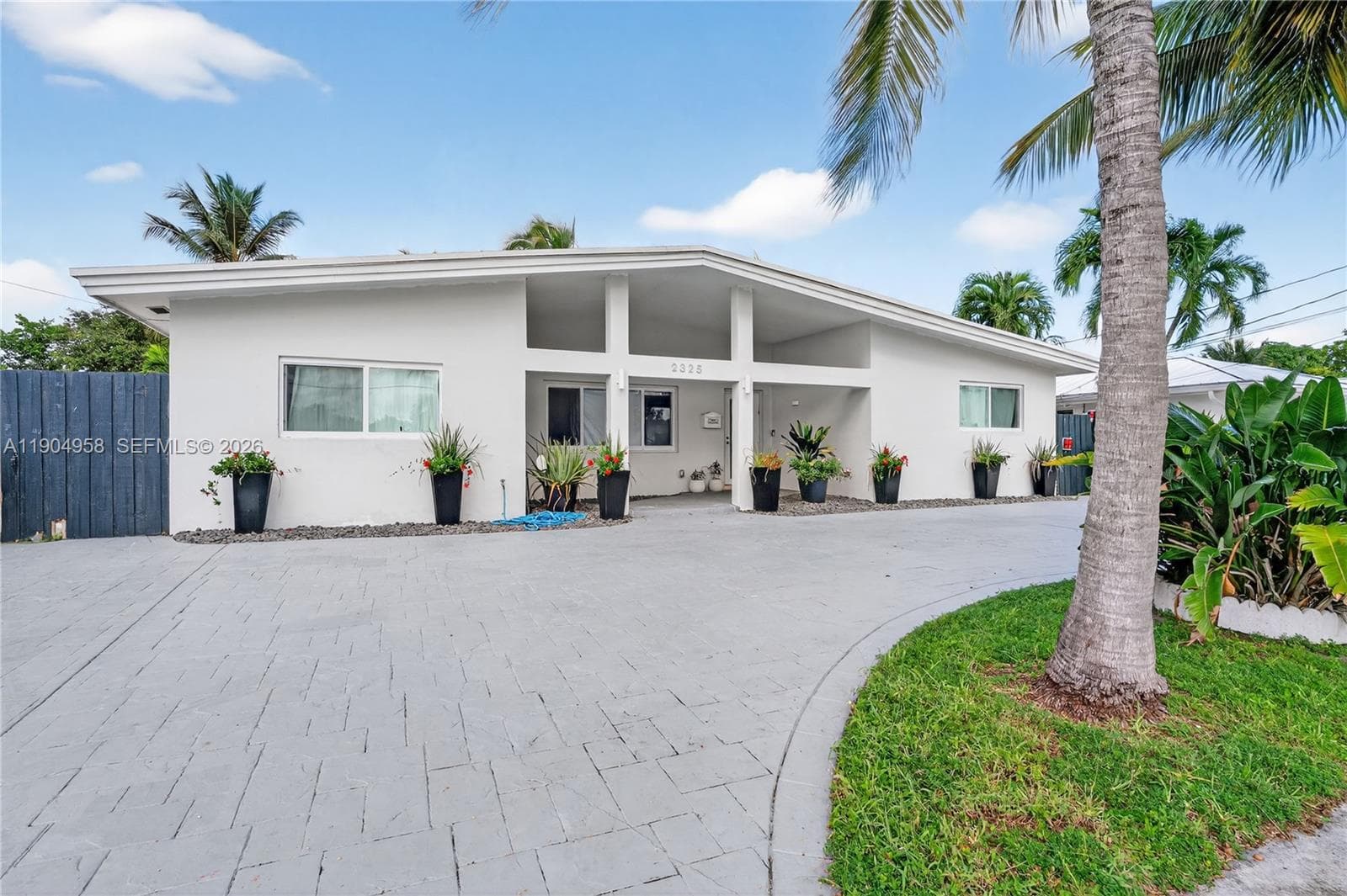 2325 194 Street photo 1