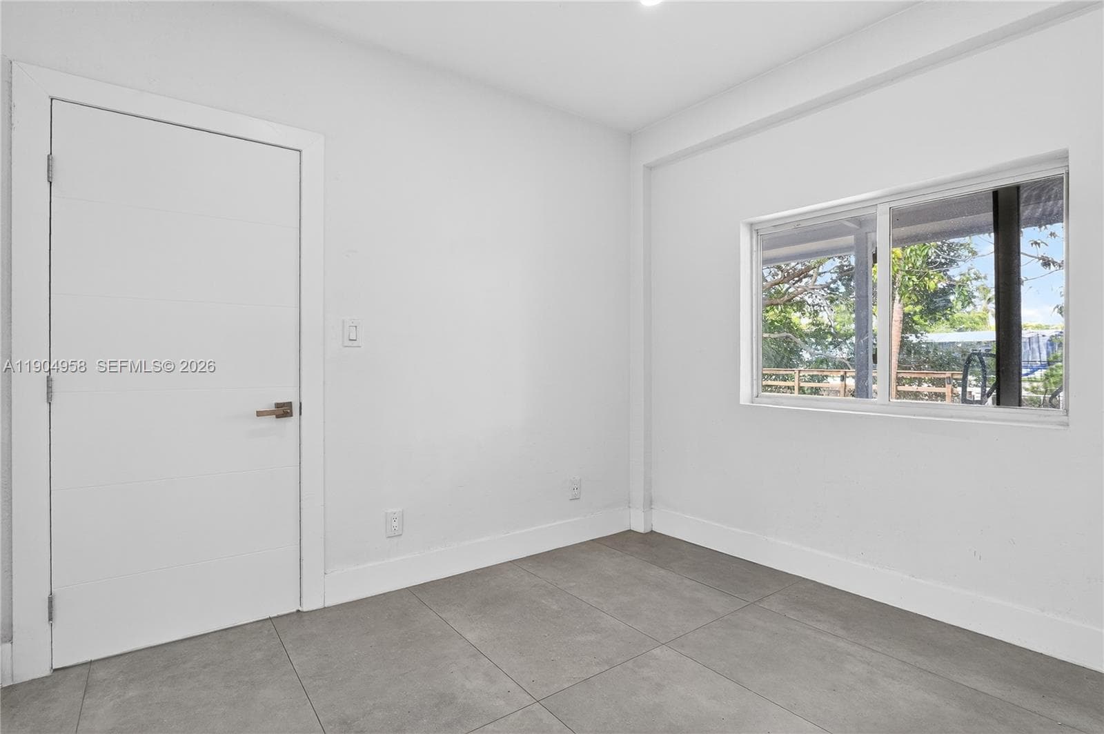 2325 194 Street photo 21