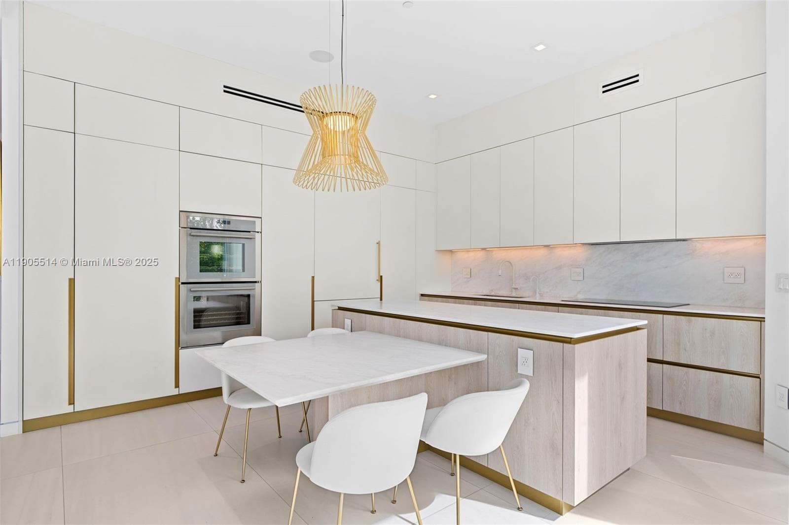 16500 Collins Ave TH-8 photo 6