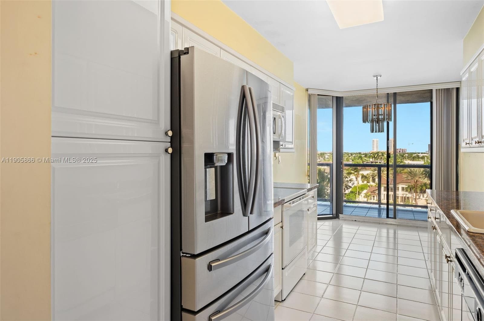 3598 Yacht Club Dr 602 photo 13