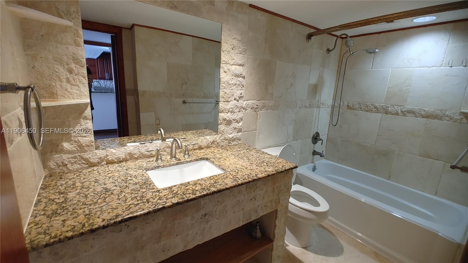 2801 NE 183rd St 1411W photo 6
