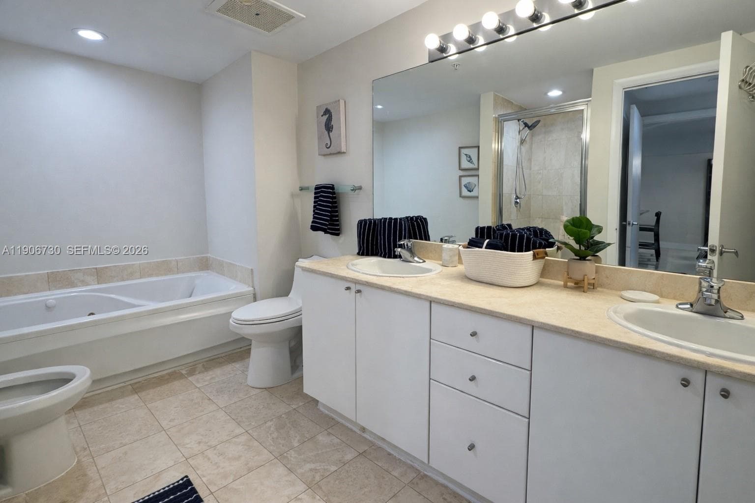 17375 Collins Ave 1505 photo 19