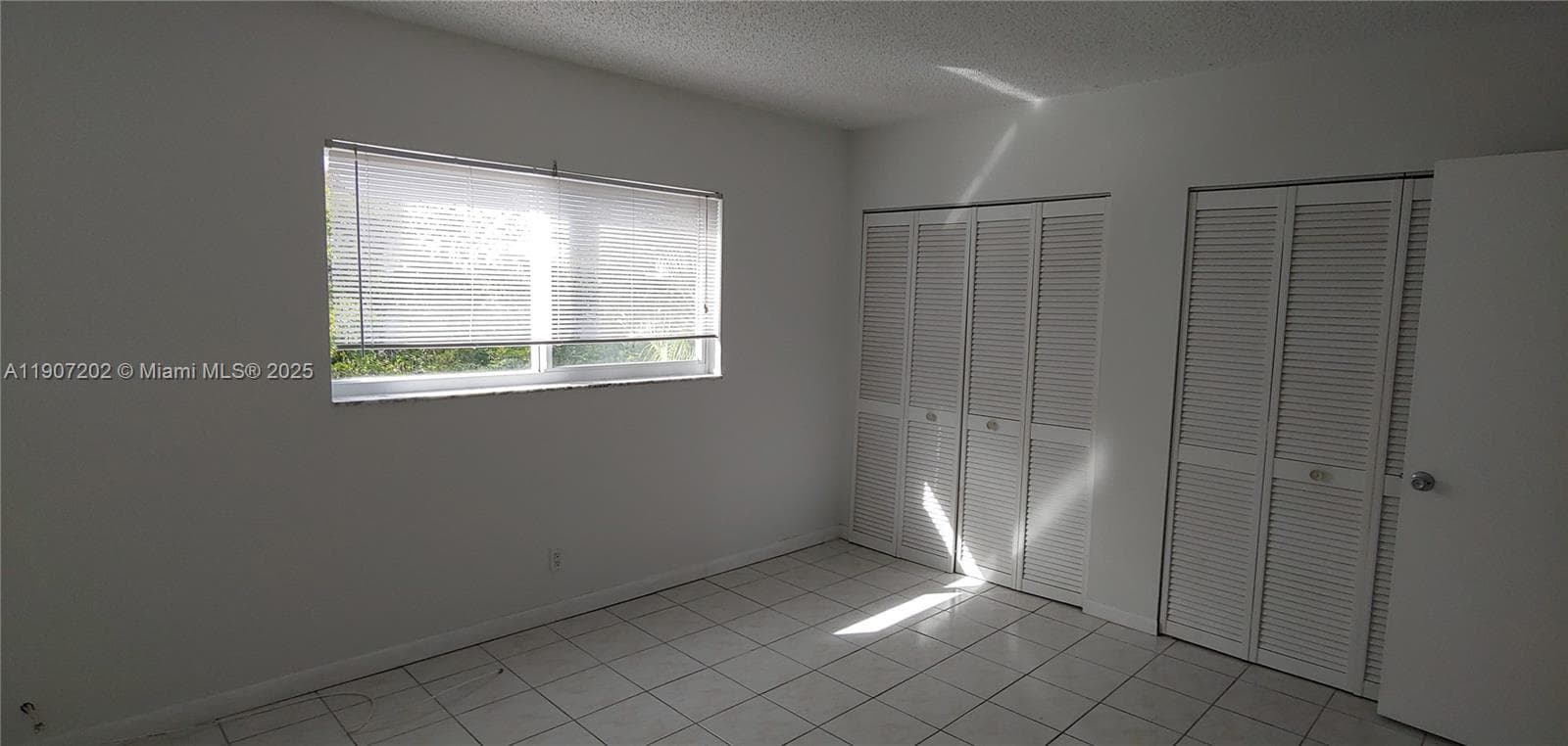 1400 54th St 206 photo 15