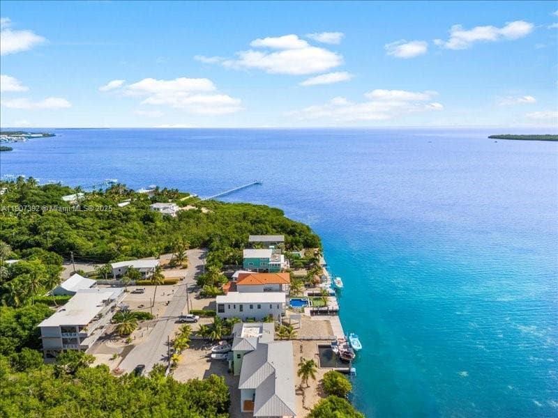 239 Tavernier Dr photo 17