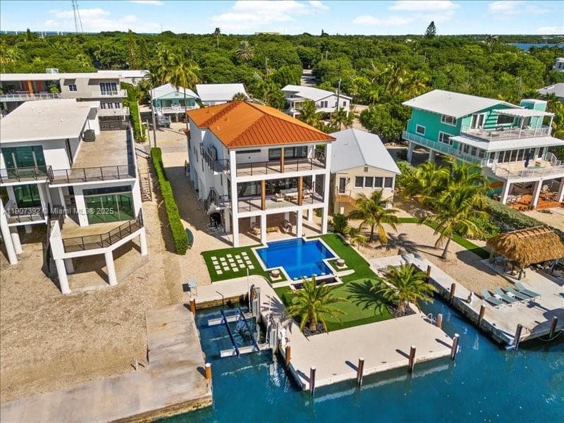 239 Tavernier Dr photo 16