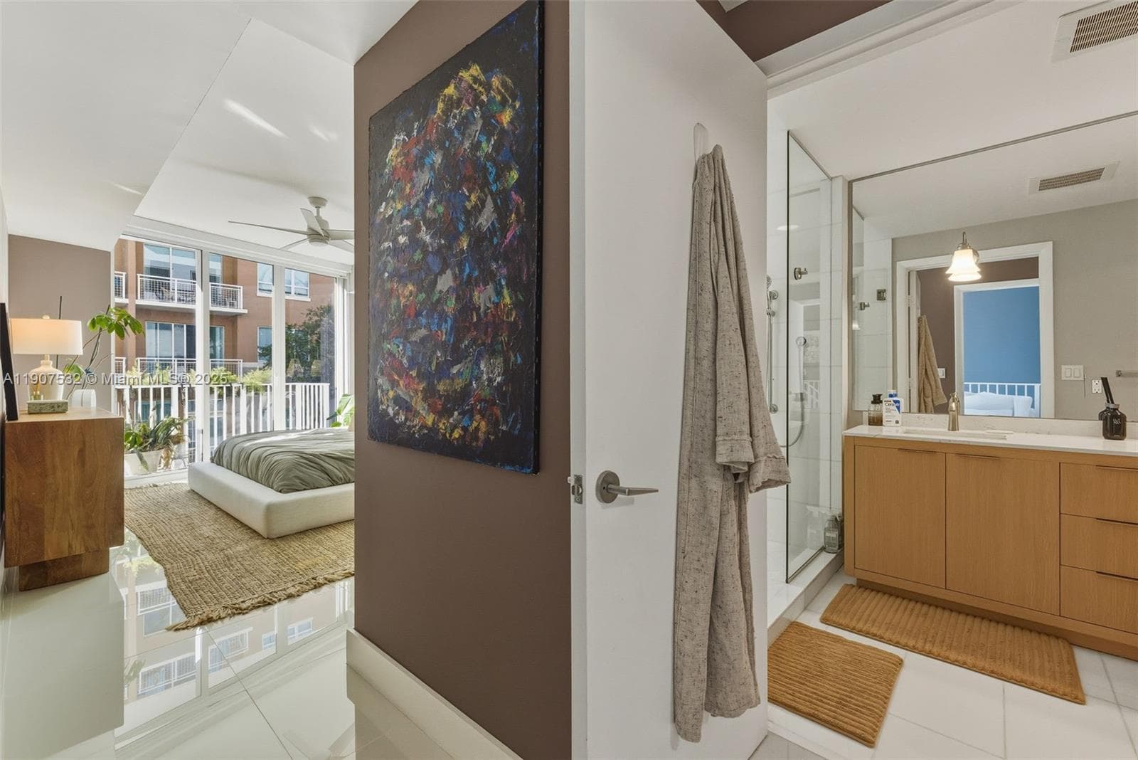 2020 N Bayshore TH103 photo 23