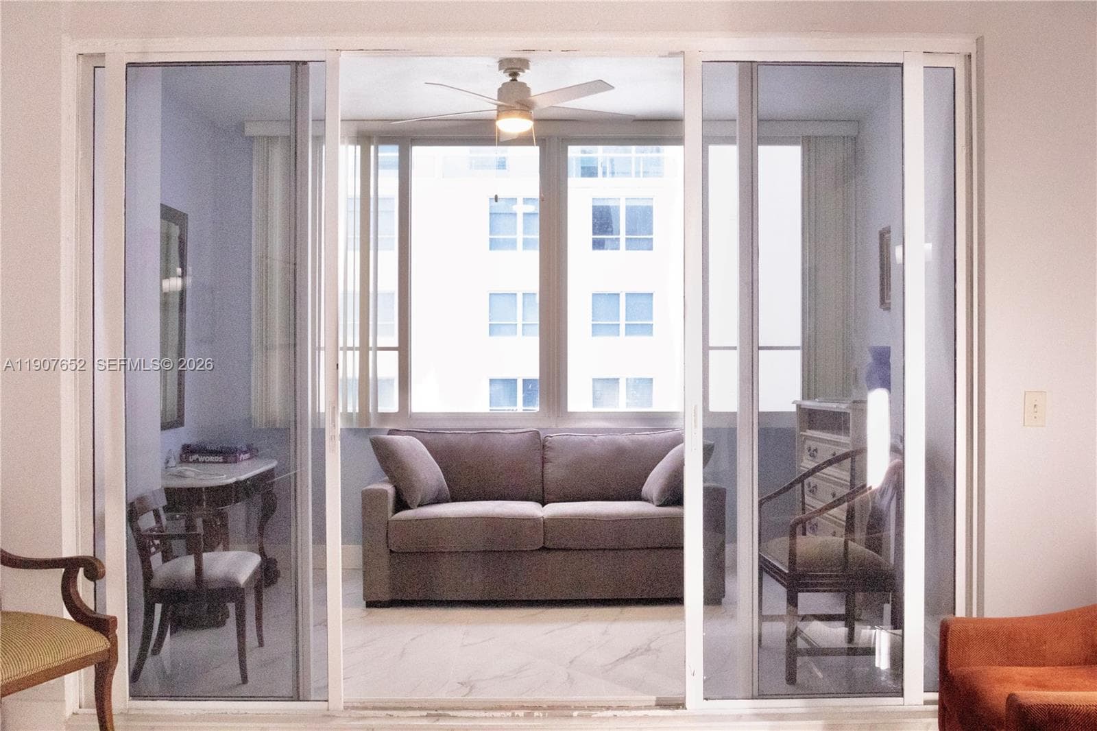 5005 Collins Ave 1523 photo 2