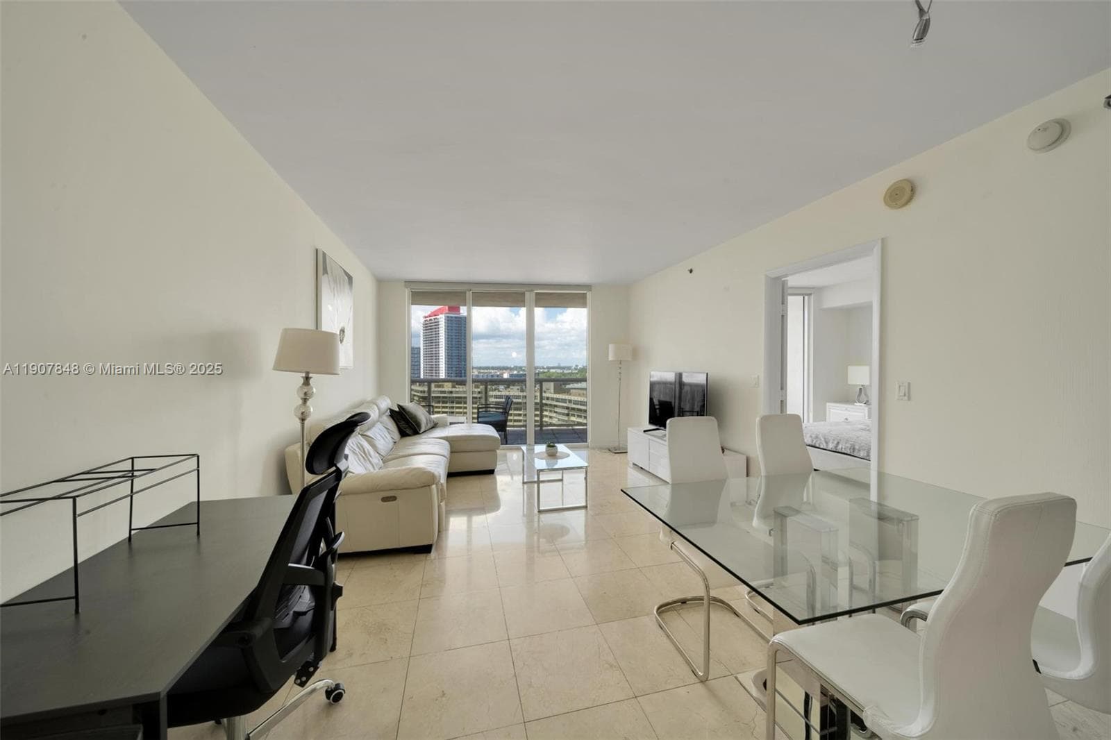 1850 S Ocean Dr 1609 photo 5