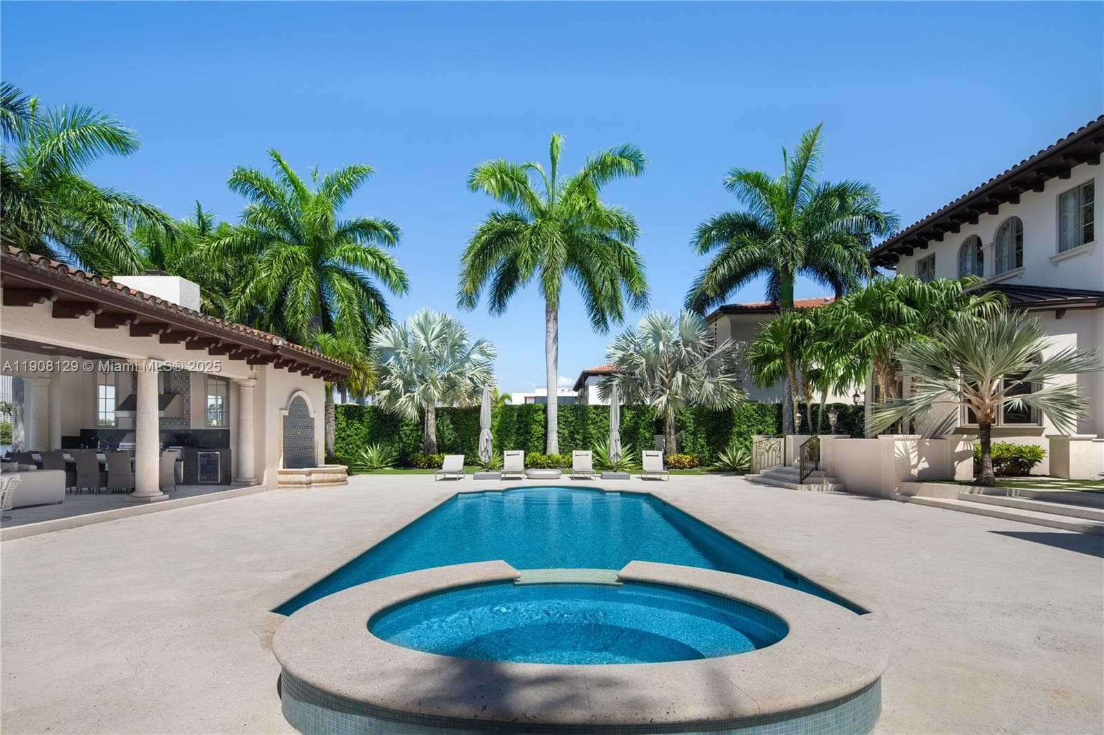 190 Palm Avenue photo 11