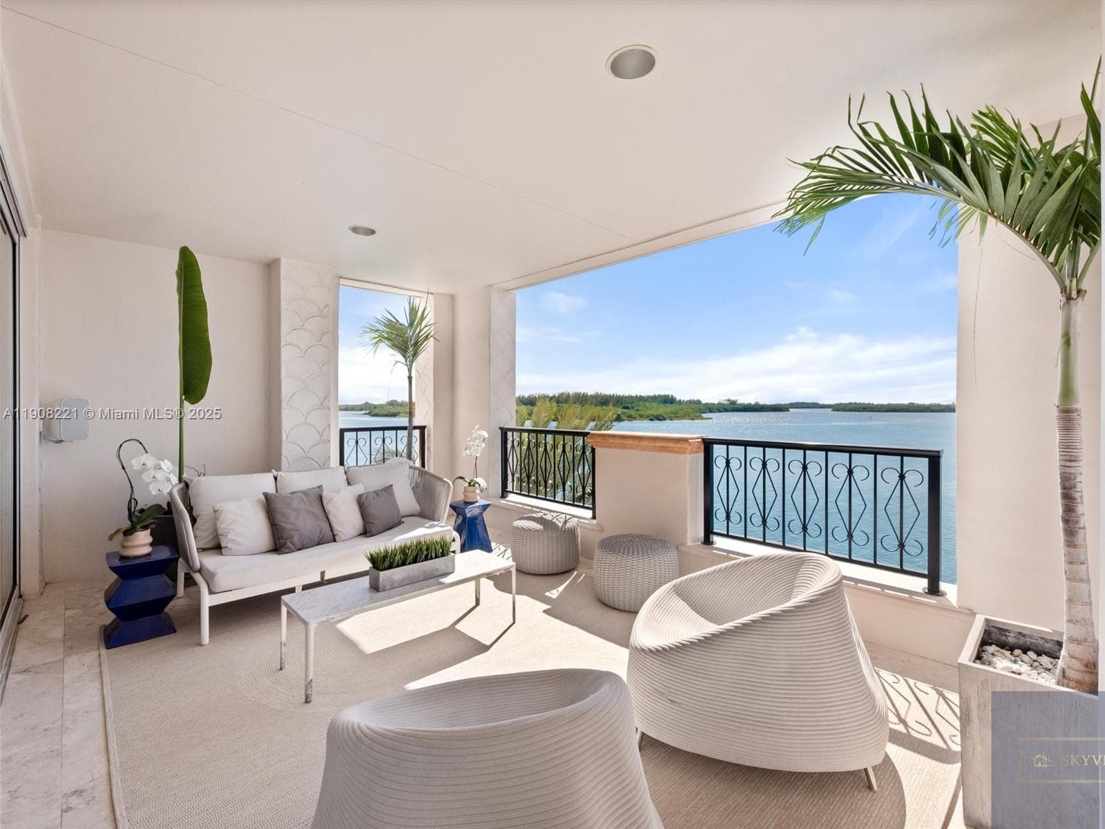5142 Fisher Island Dr 5142 photo 13