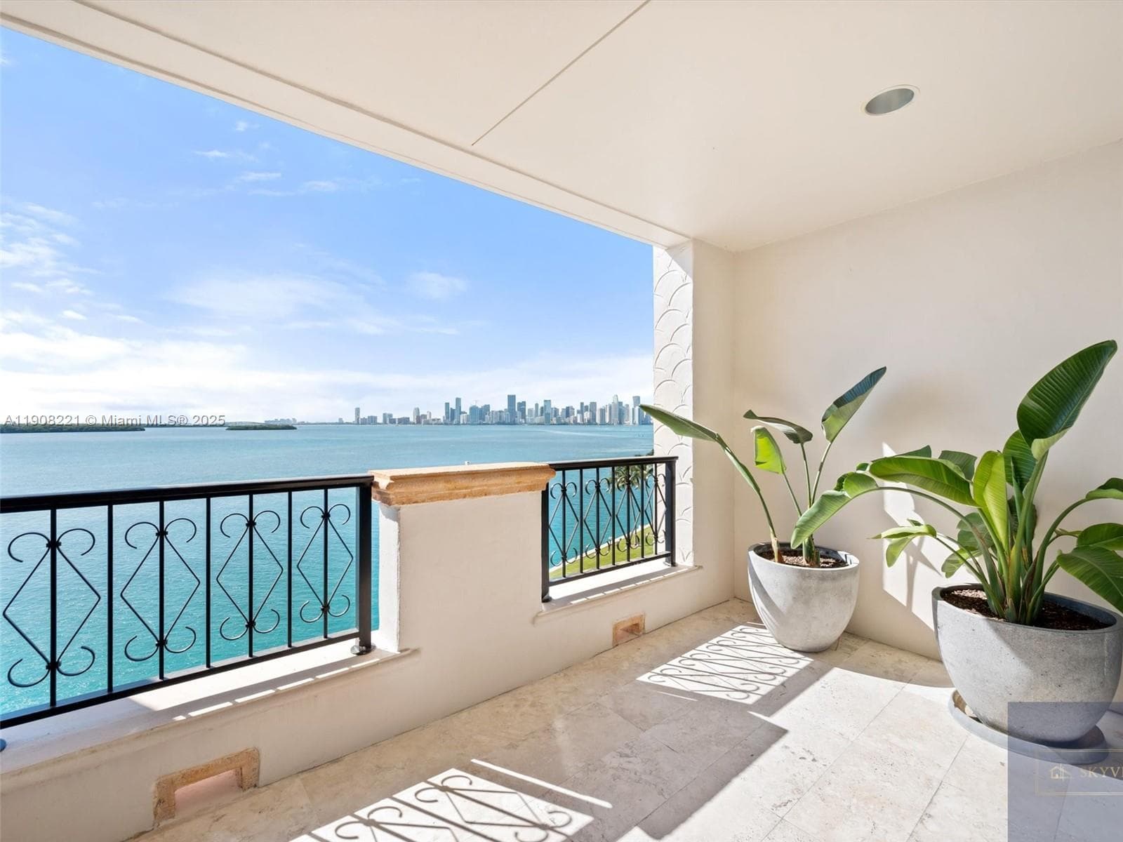 5142 Fisher Island Dr 5142 photo 15