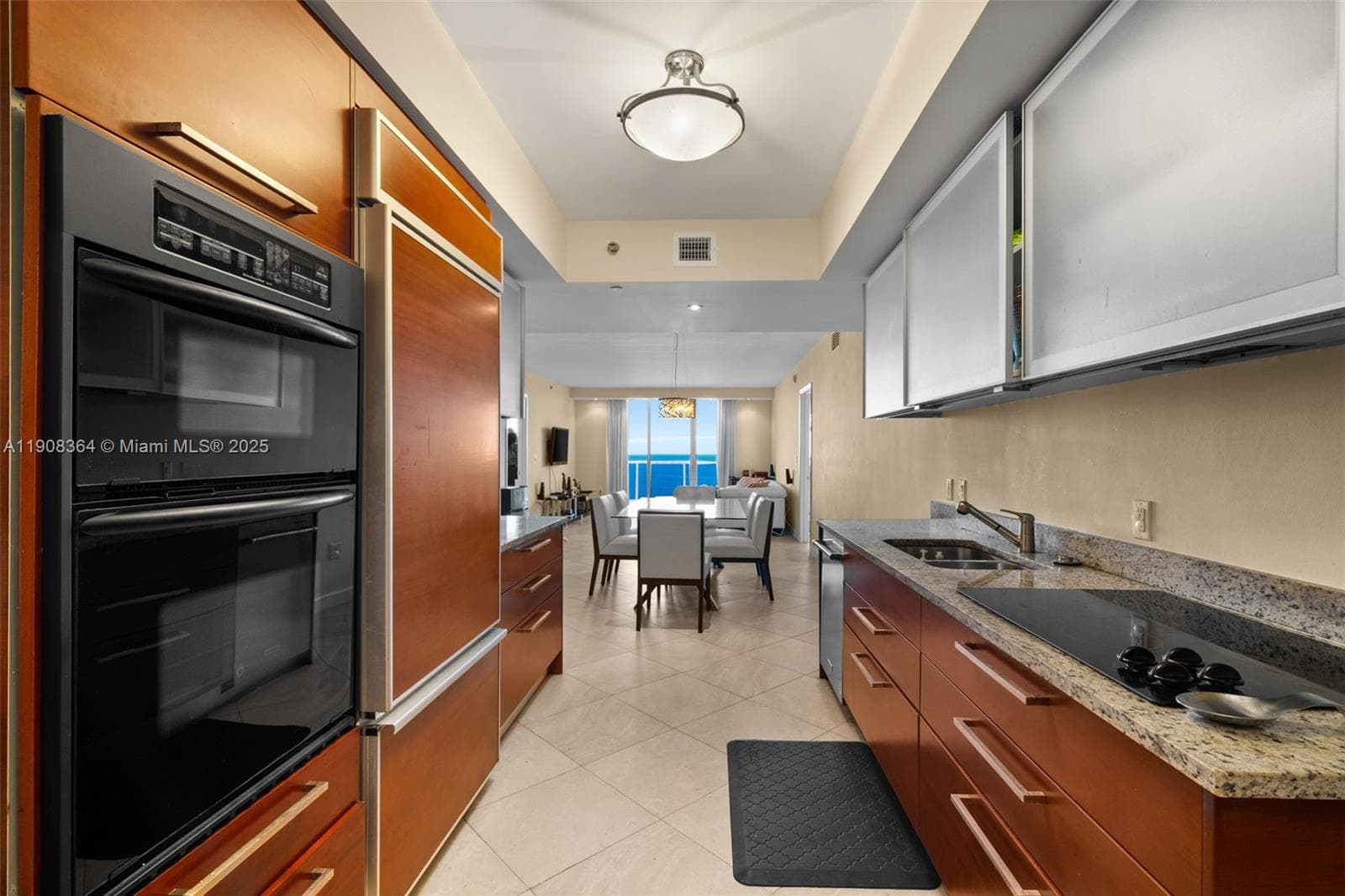 1800 Ocean Dr 2603 photo 9