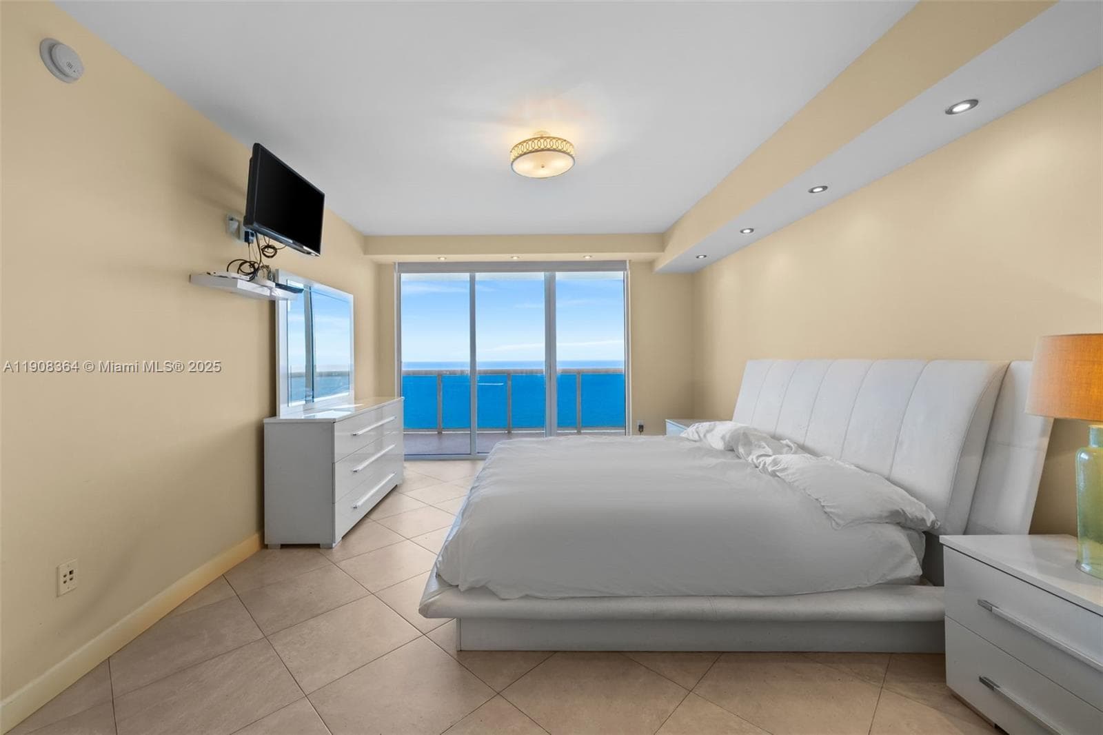 1800 Ocean Dr 2603 photo 11