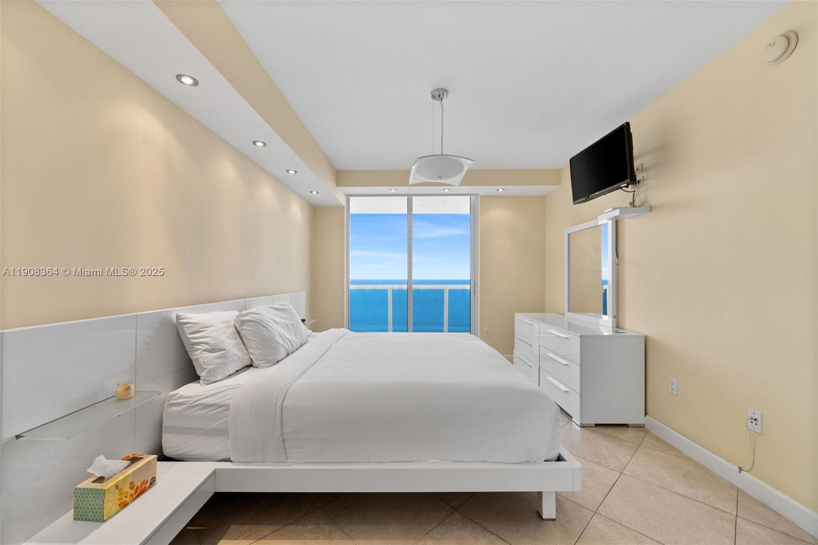 1800 Ocean Dr 2603 photo 19