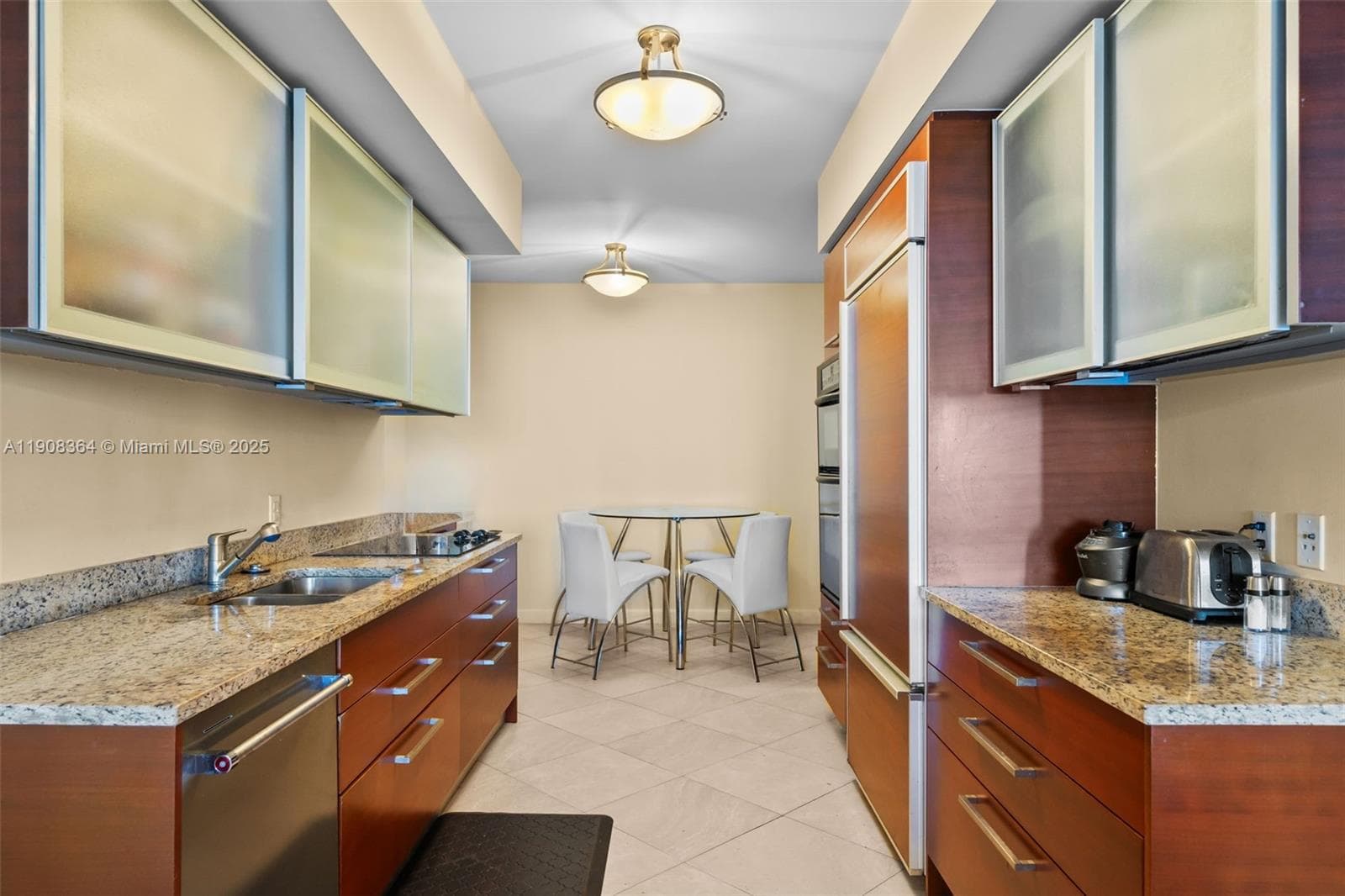 1800 Ocean Dr 2603 photo 8