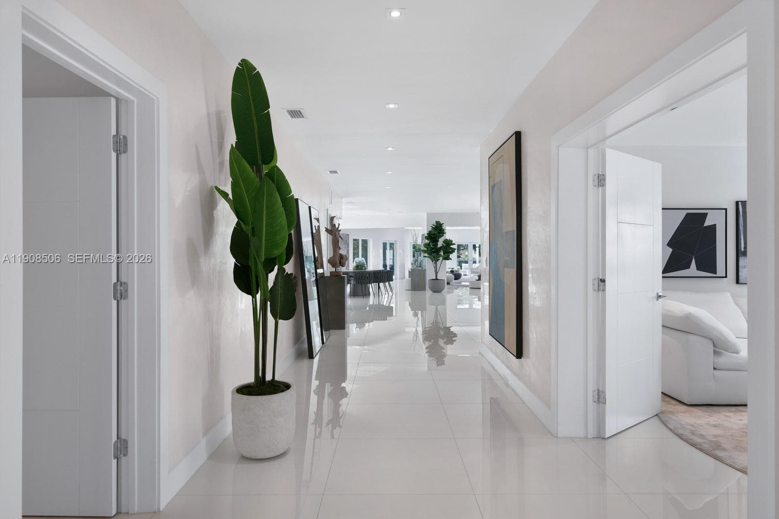 1040 Shore Dr photo 10