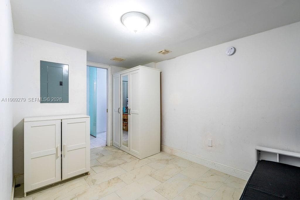 3140 Ocean Dr PH7 photo 19