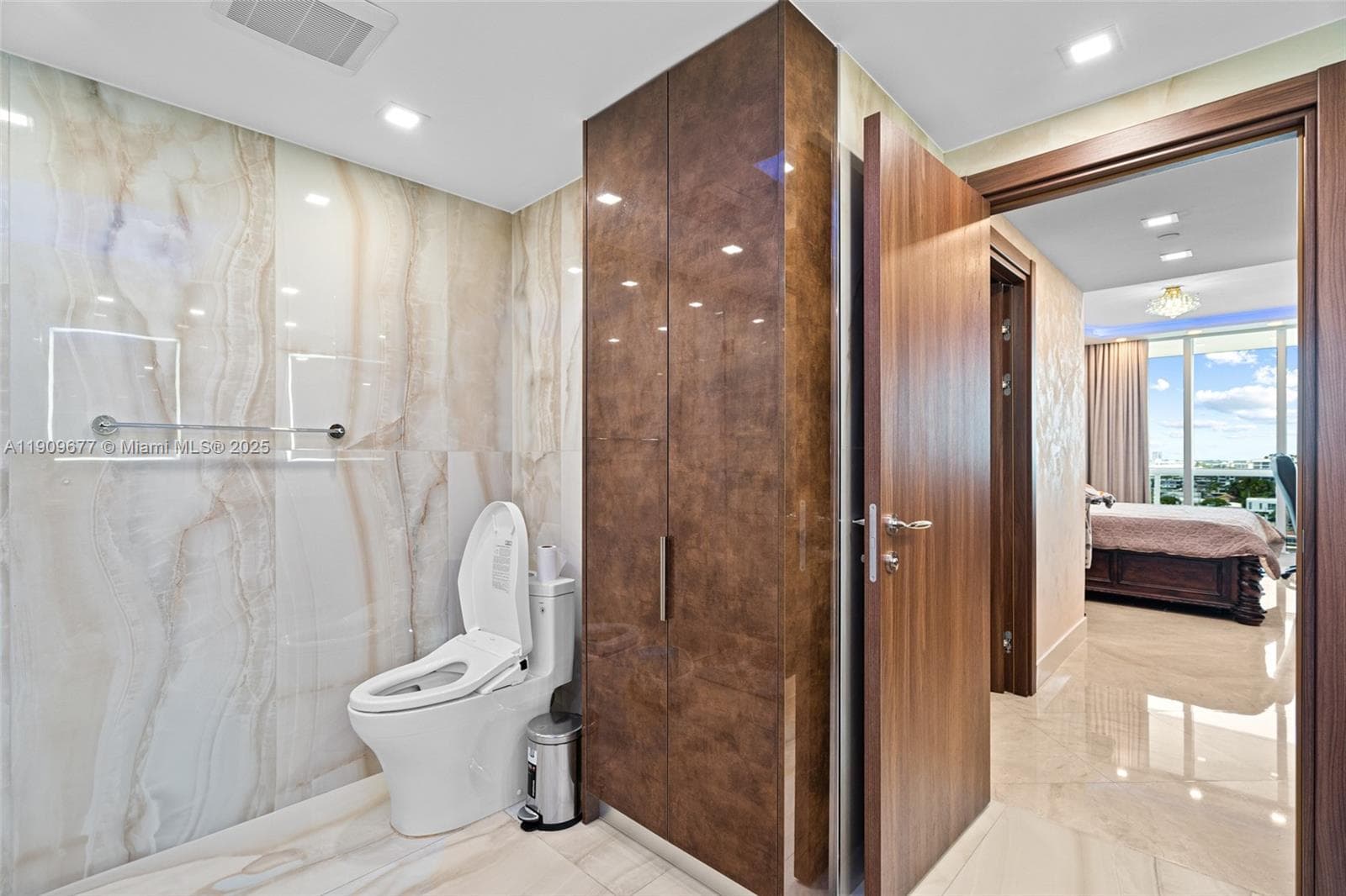 9559 Collins Ave S8-F photo 18