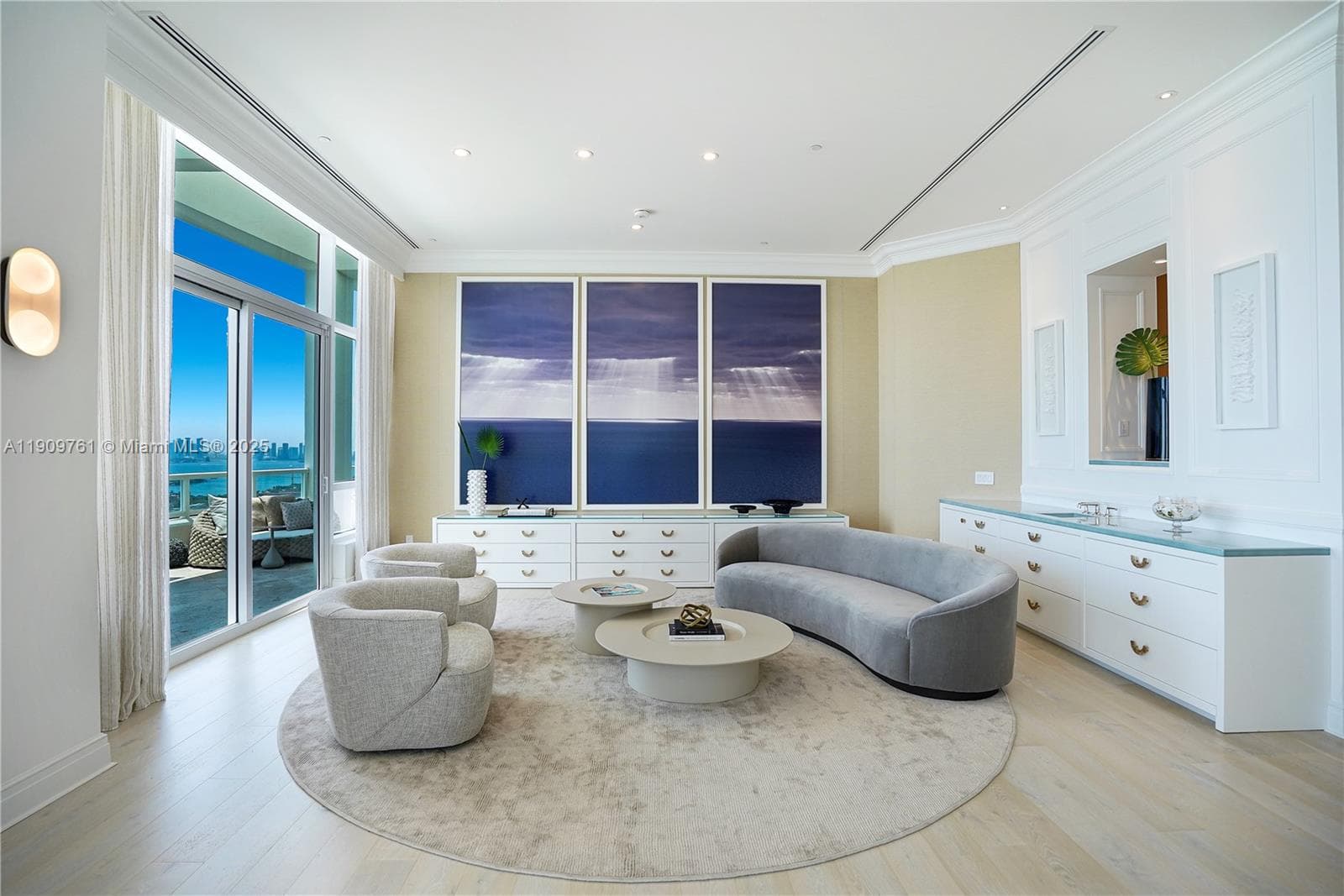 4401 Collins Ave PH South photo 14