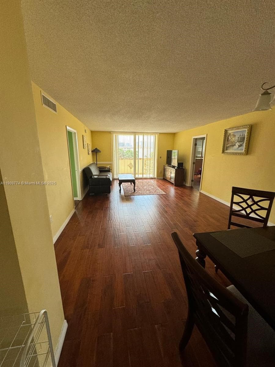 1833 S Ocean Dr 308 photo 6