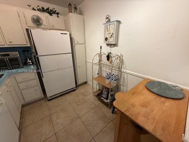 3625 N Country Club Dr 304 photo 11