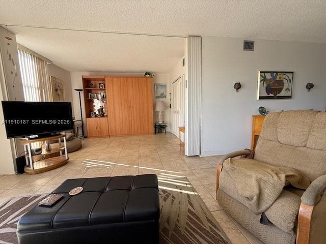 3625 N Country Club Dr 304 photo 8