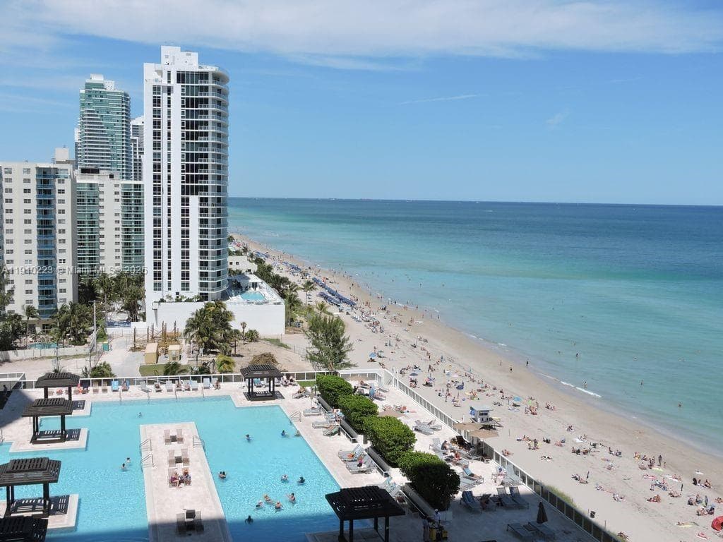 1830 S Ocean Dr 3605 photo 22