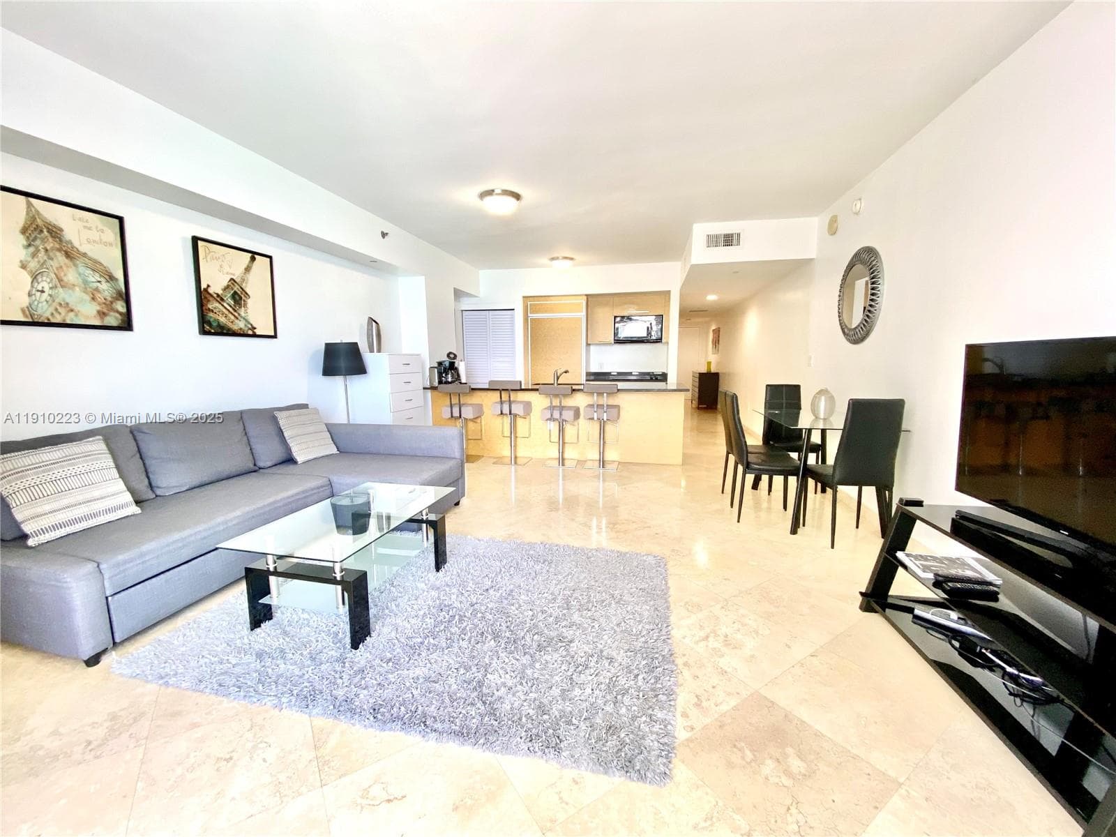 1830 S Ocean Dr 3605 photo 3