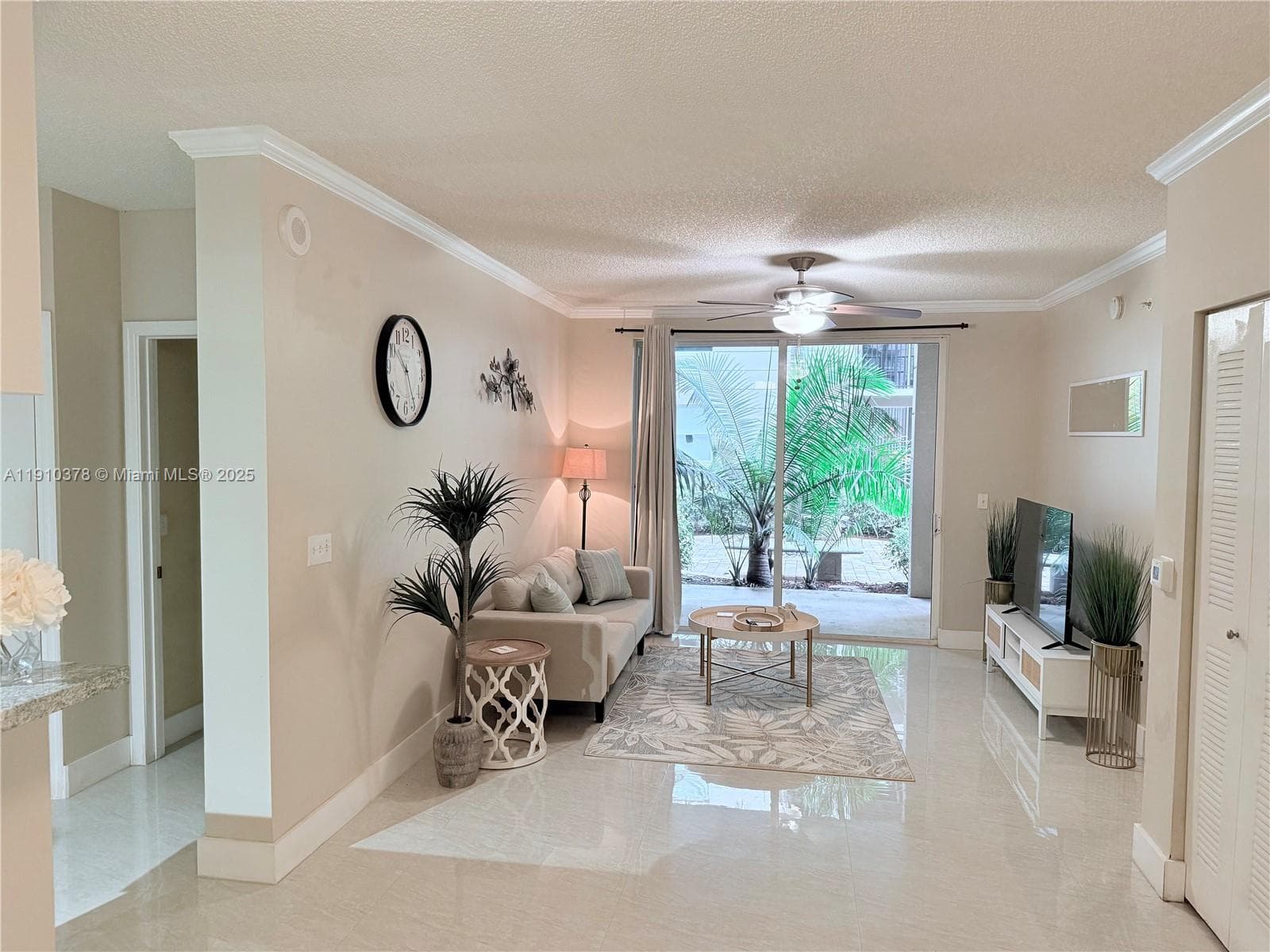17150 N Bay Rd 2102 photo 2