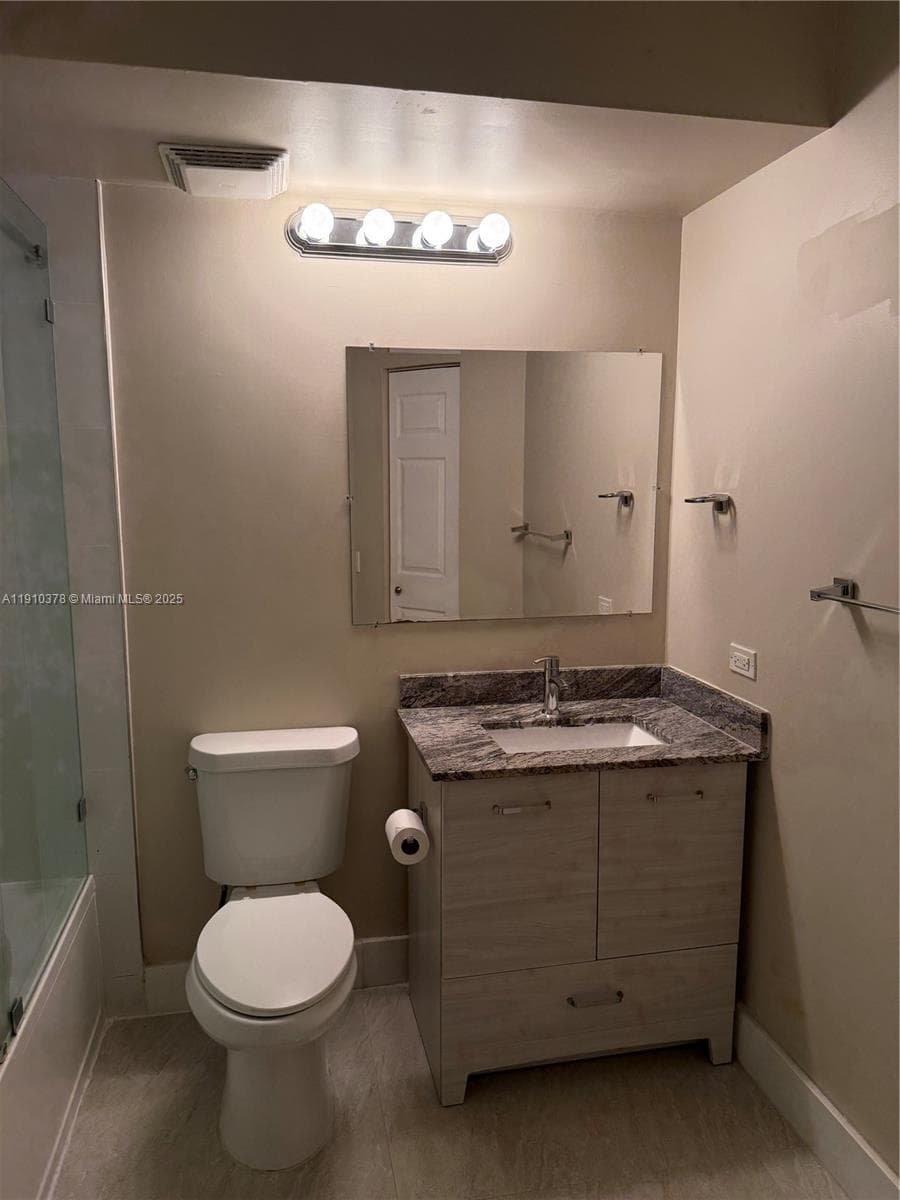 17150 N Bay Rd 2102 photo 17