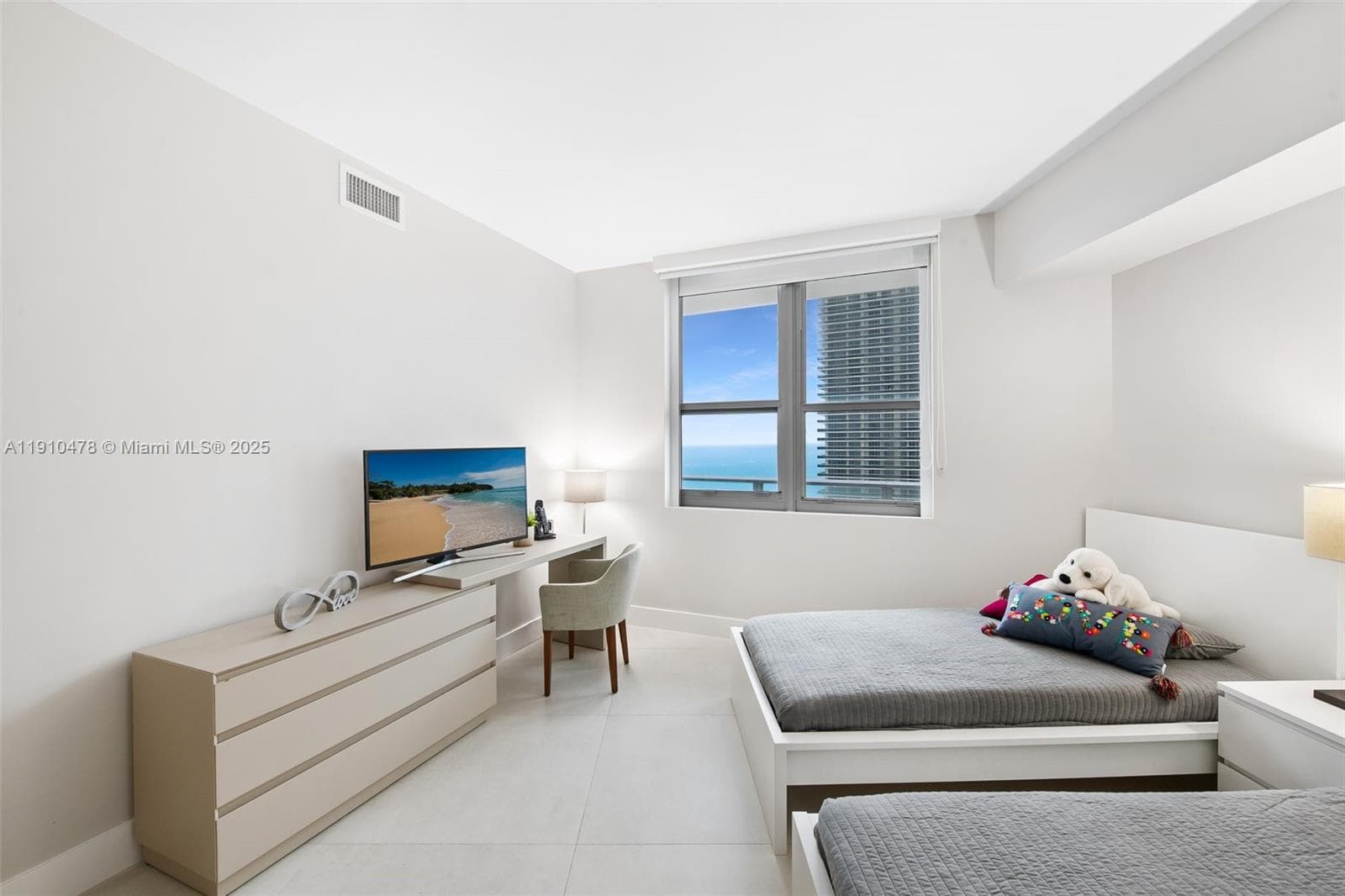 4111 S Ocean Dr 3001 photo 14