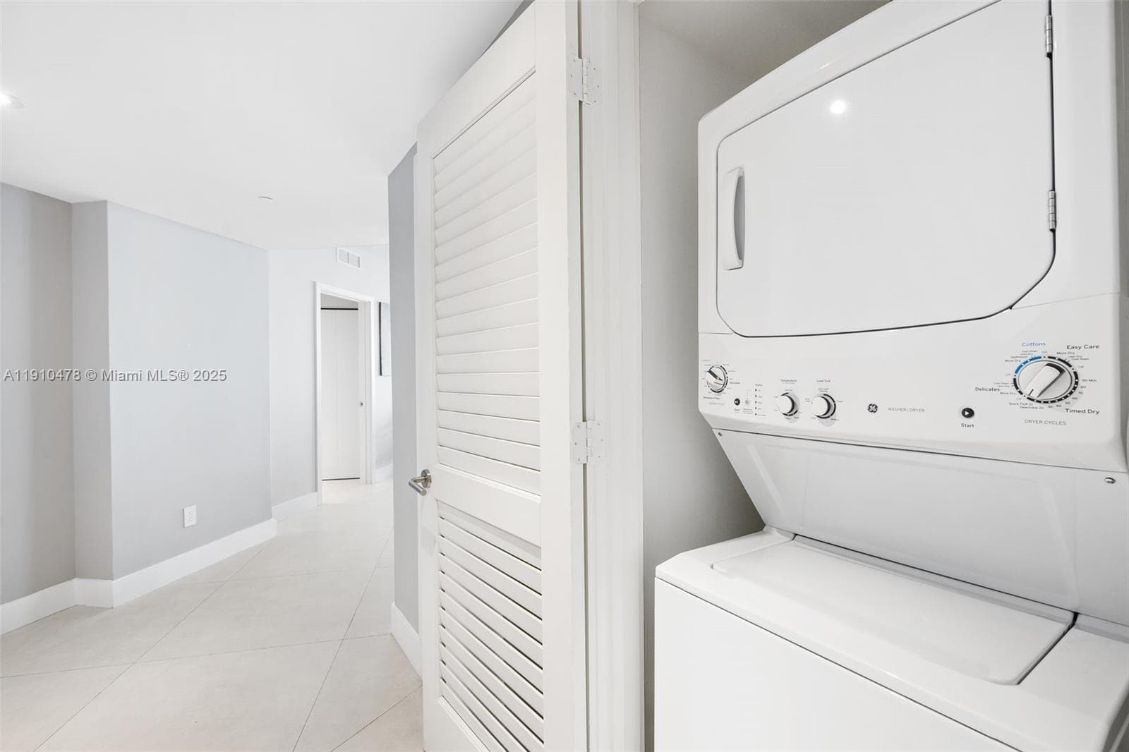 4111 S Ocean Dr 3001 photo 15