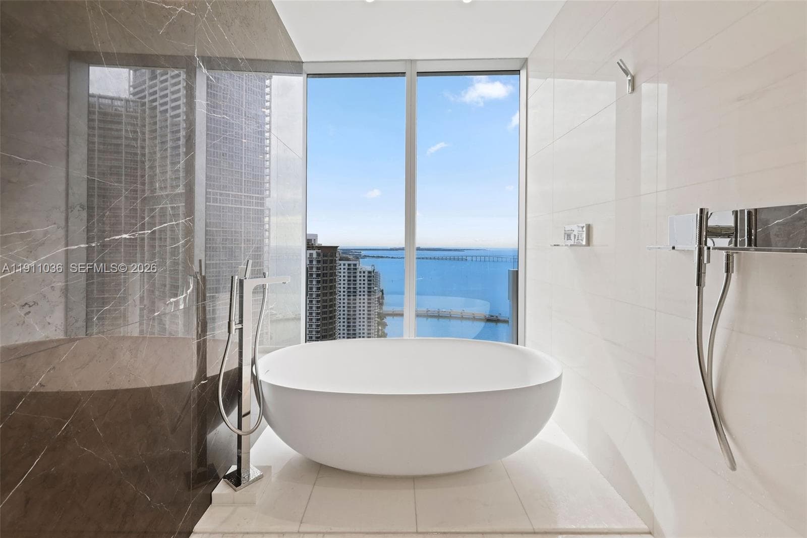 300 Biscayne Blvd Way 3404 photo 23