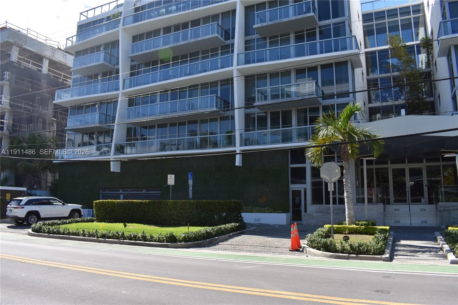9940 W Bay Harbor Dr 6D-N photo 3