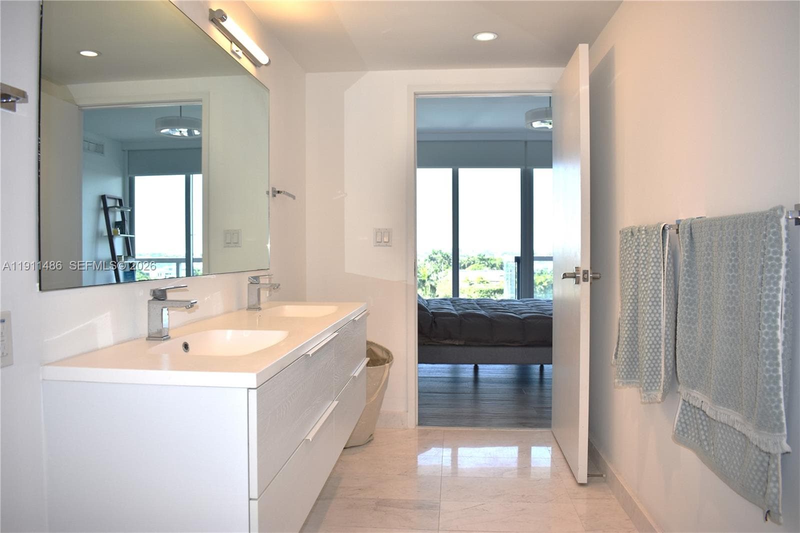 9940 W Bay Harbor Dr 6D-N photo 25