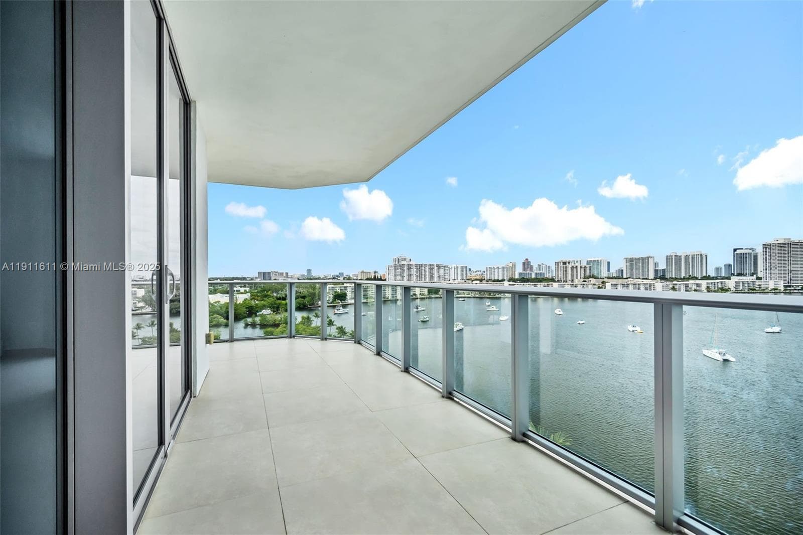 17301 Biscayne Blvd 910 photo 14