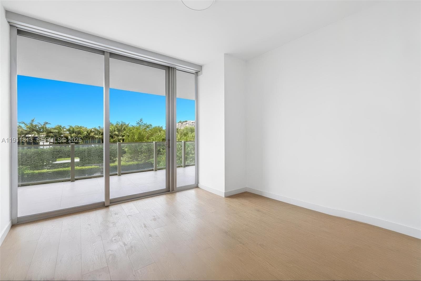 350 Ocean Dr 301N photo 13