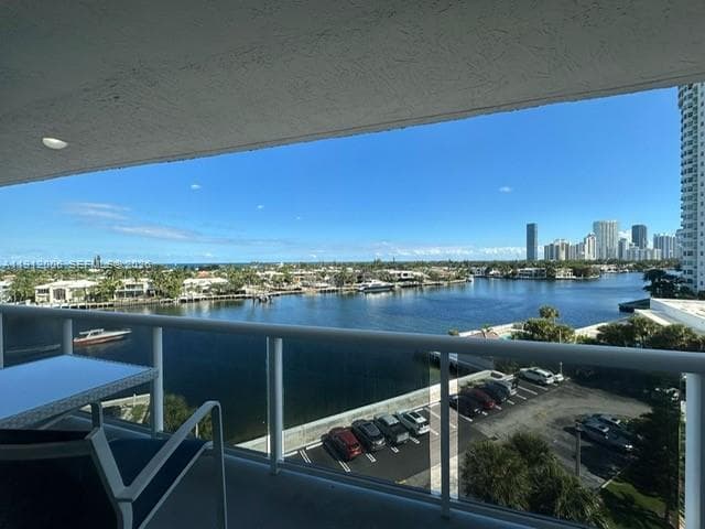 20515 E Country Club Dr 747 photo 2