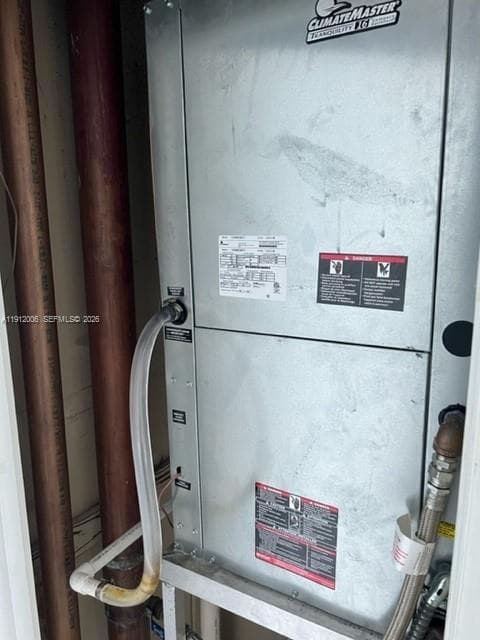20515 E Country Club Dr 747 photo 19