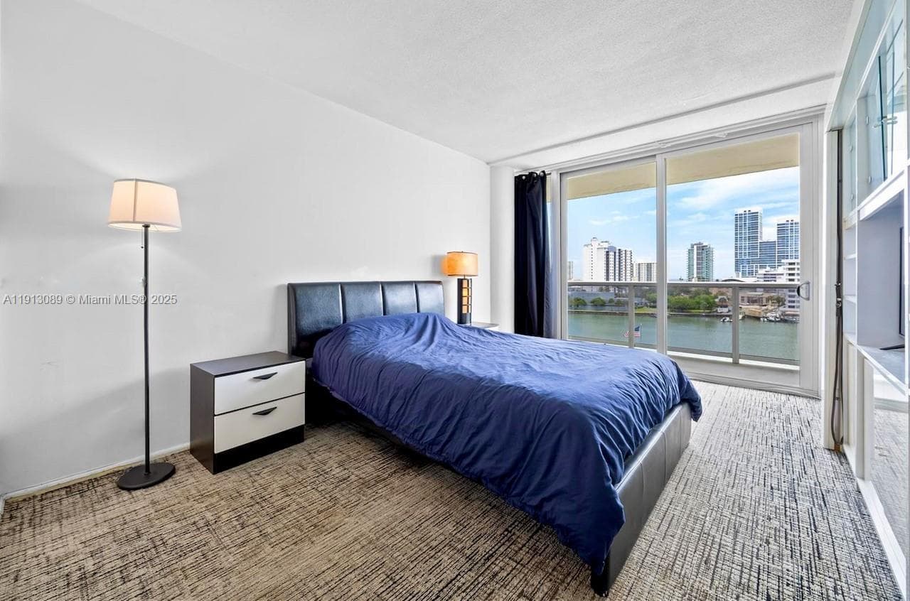 900 Bay Dr 624-622-620 photo 23