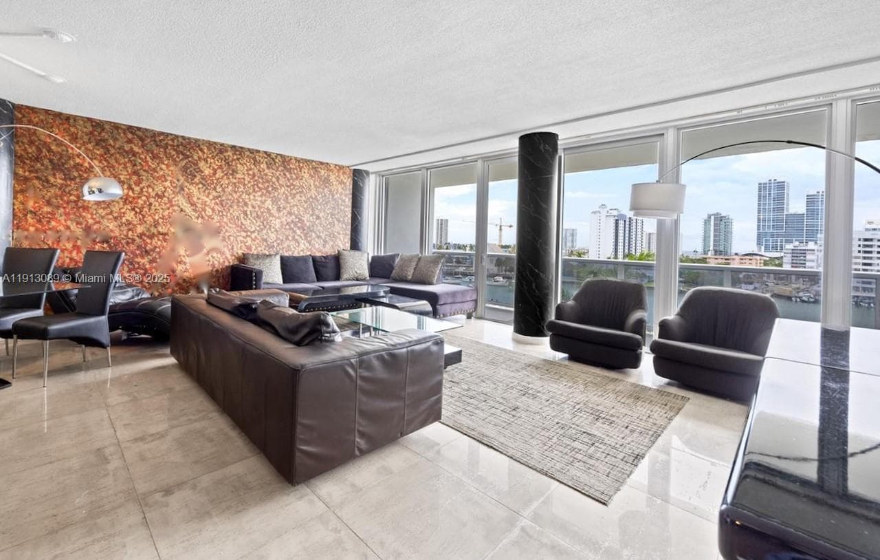 900 Bay Dr 624-622-620 photo 18