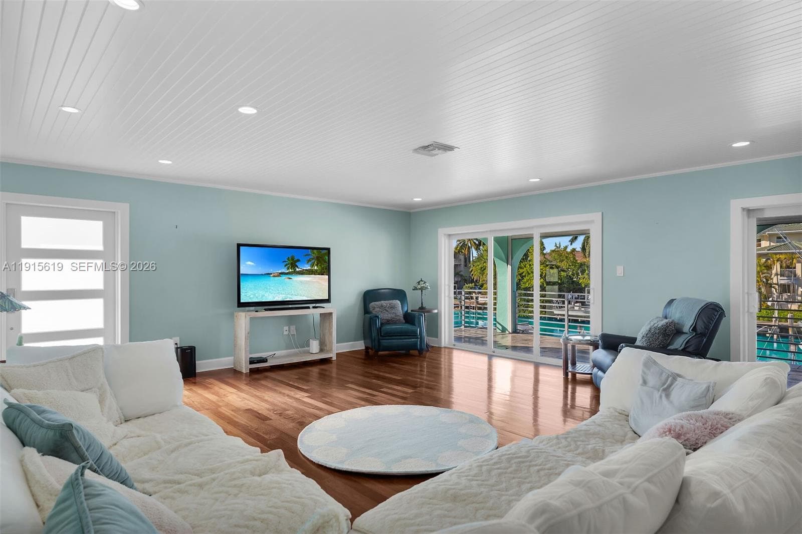 232 Seaview Dr photo 14